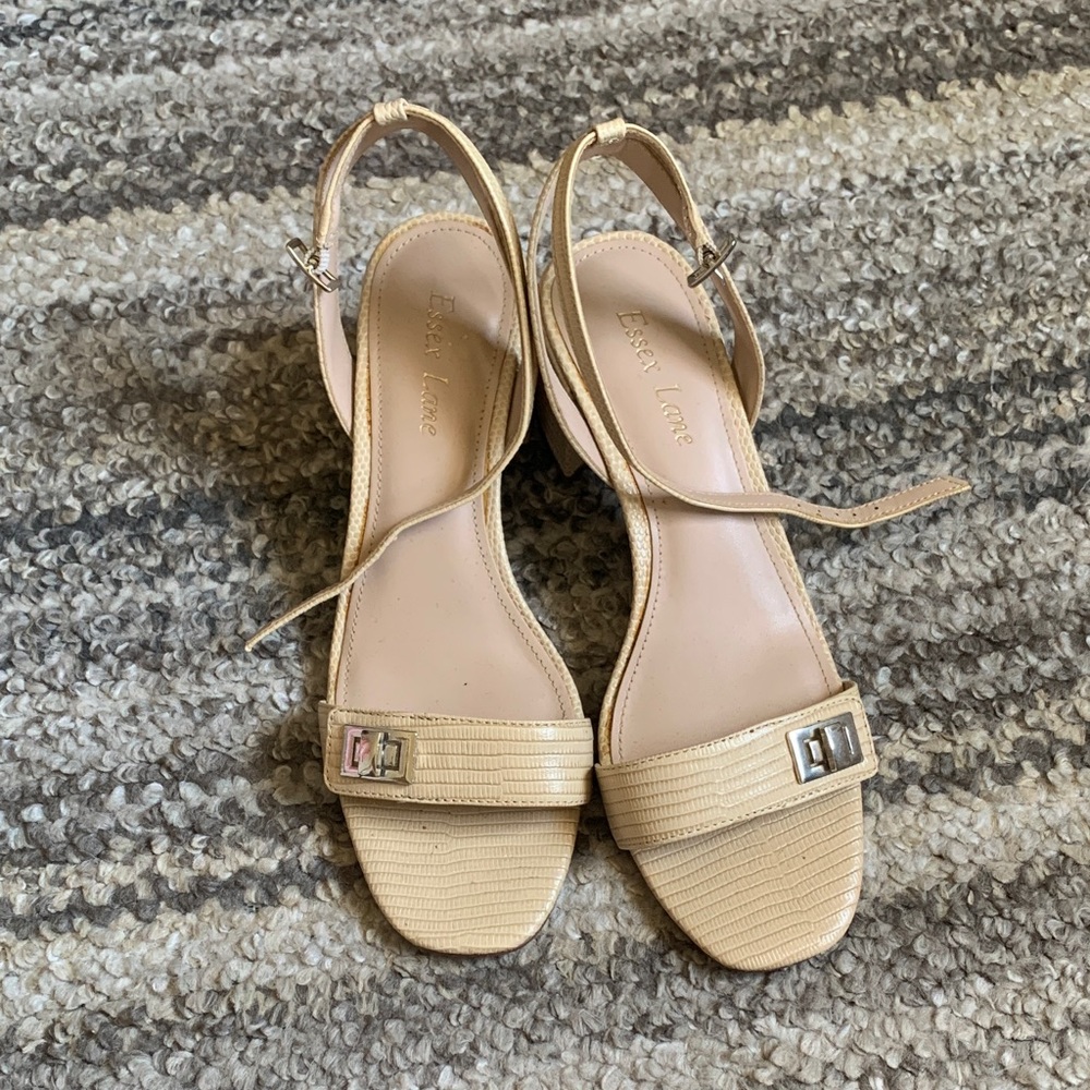 Elegant Beige Strappy Sandals